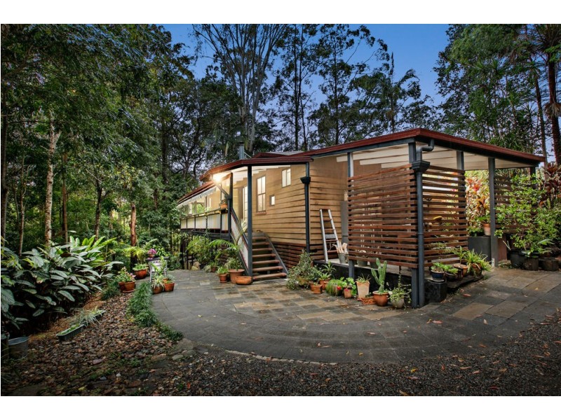 10 Andersen Road, Mooloolah Valley QLD 4553