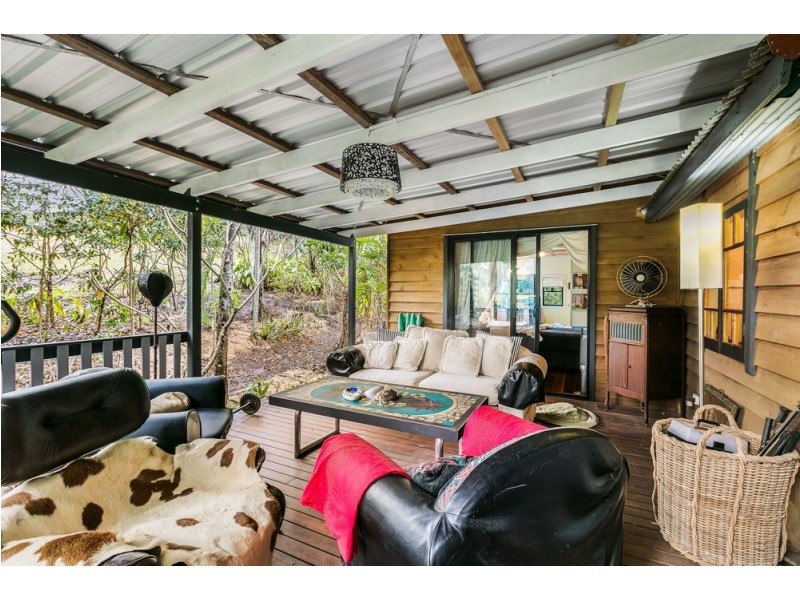 10 Andersen Road, Mooloolah Valley QLD 4553