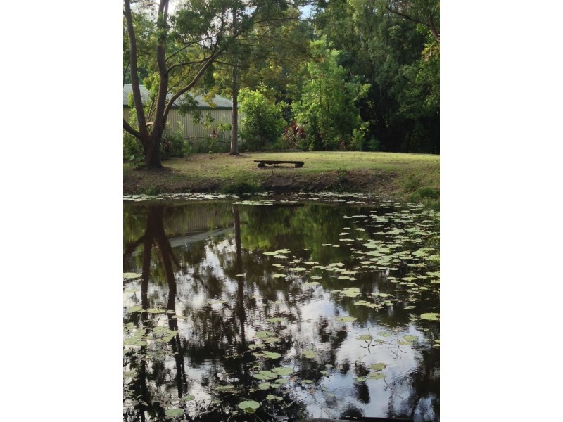 10 Andersen Road, Mooloolah Valley QLD 4553