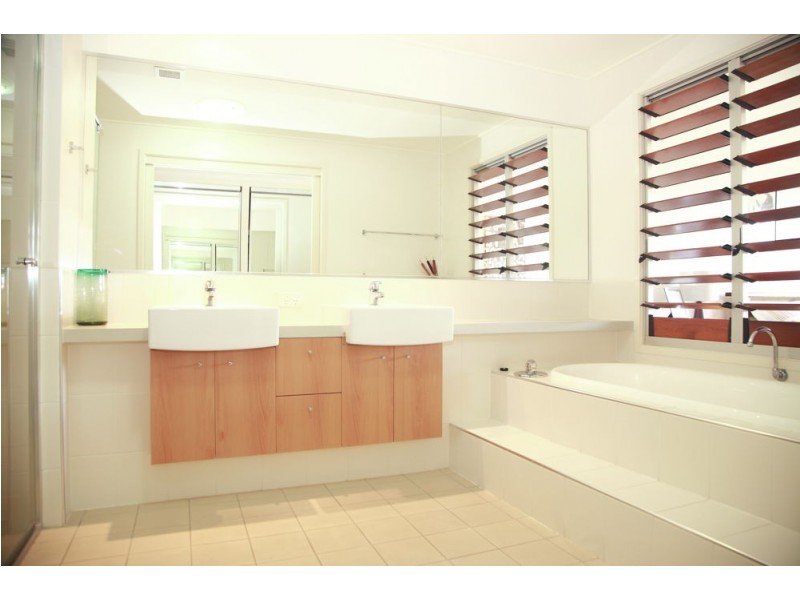 83/80 North Shore Road, Twin Waters QLD 4564