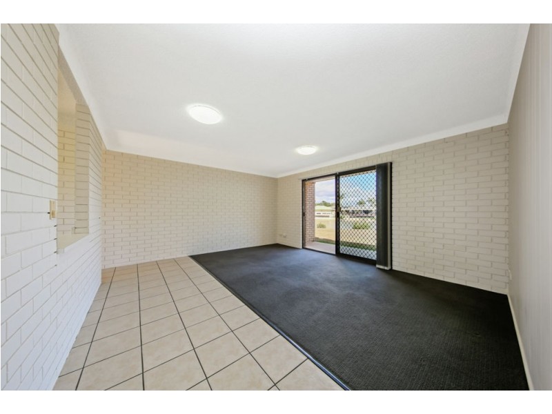 1/26 Akeringa Place, Mooloolaba QLD 4557