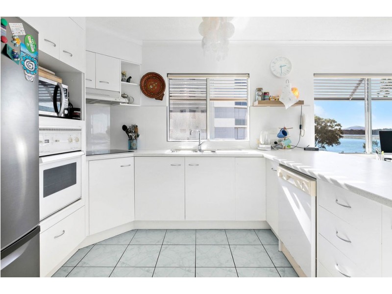 6/58 Picnic Point Esplanade, Maroochydore QLD 4558