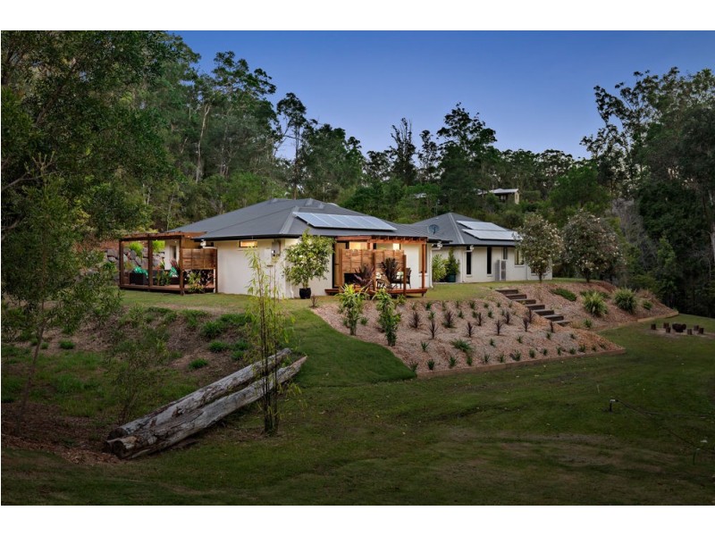 17 Monarch Place, Mons QLD 4556