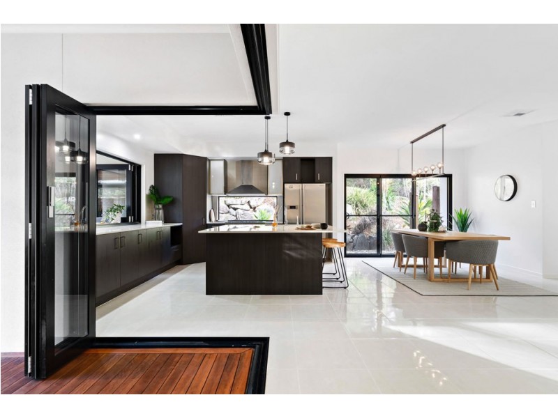 17 Monarch Place, Mons QLD 4556