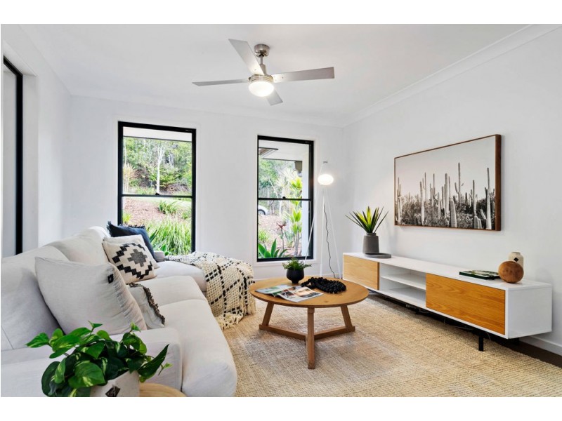 17 Monarch Place, Mons QLD 4556