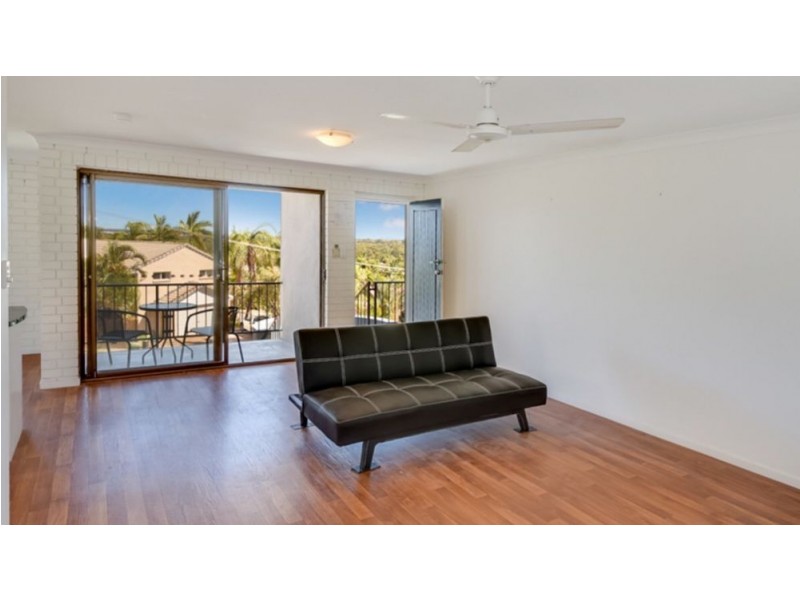 4/22 Kalinda Avenue, Mooloolaba QLD 4557