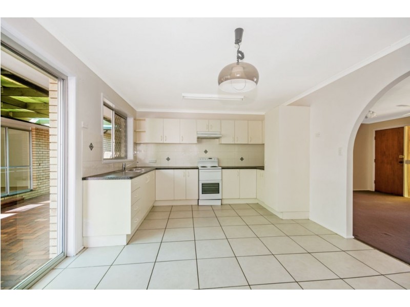 74 Oceanic Drive, Warana QLD 4575