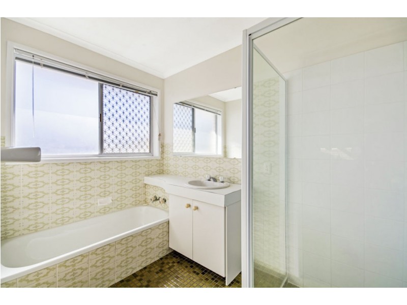 74 Oceanic Drive, Warana QLD 4575