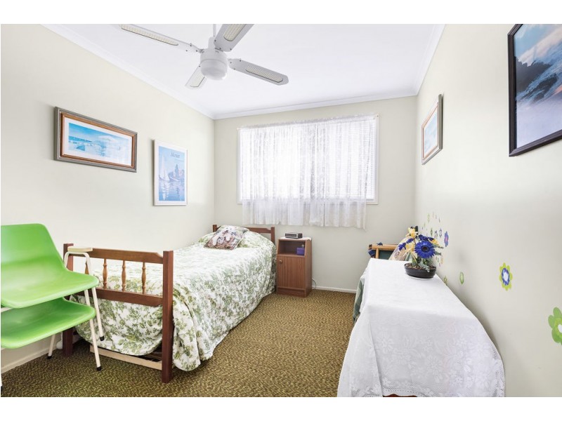 8 Currawan Street, Warana QLD 4575