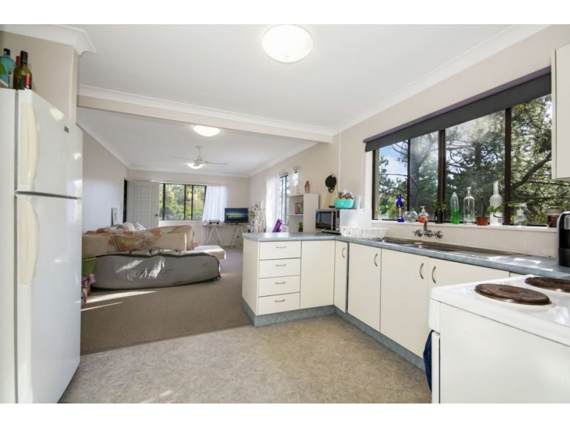 1-2/5 Tombarra Street, Mooloolaba QLD 4557