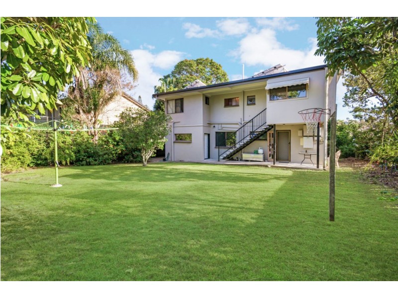 1-2/5 Tombarra Street, Mooloolaba QLD 4557