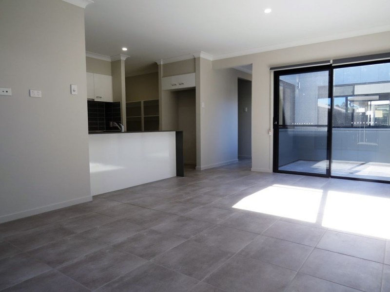 6 Chestnut Crescent, Caloundra West QLD 4551