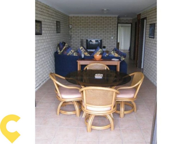 9/11 Barooga Crescent, Mooloolaba QLD 4557