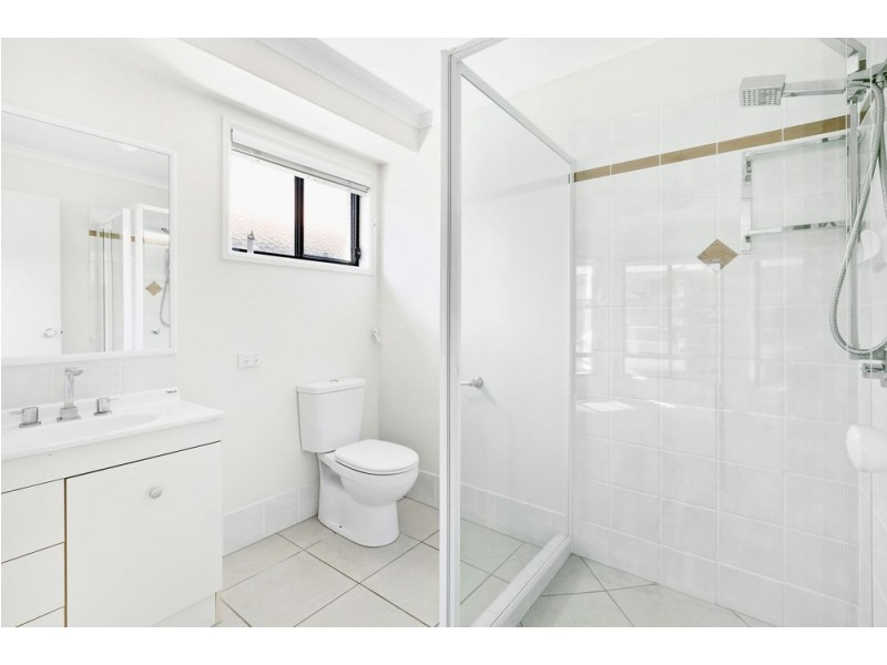 3 Martinique Court, Parrearra QLD 4575