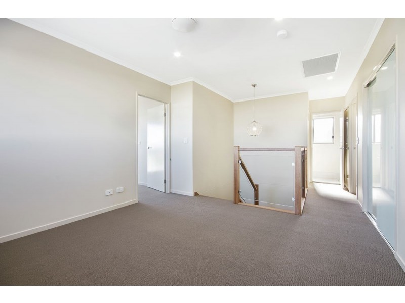 18 Newry Street, Mountain Creek QLD 4557