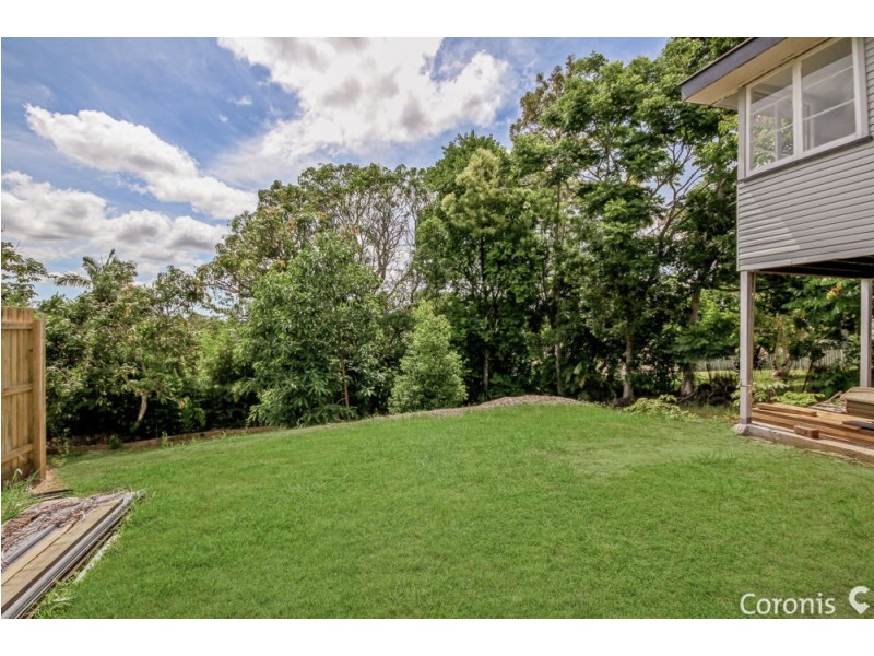 16 Waterfall Road, Nambour QLD 4560