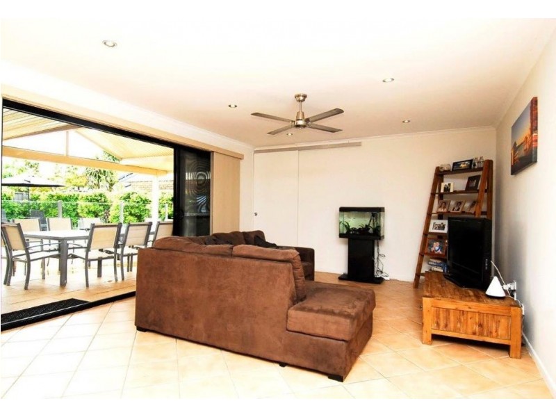 6 Kardinia Street, Minyama QLD 4575