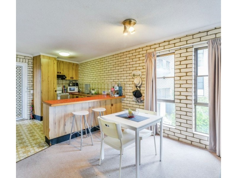 6/10-12 Woomba Place, Mooloolaba QLD 4557