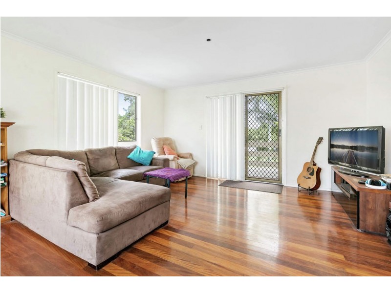 33 Godfreys Avenue, Bli Bli QLD 4560