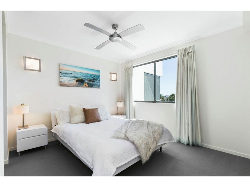 302/61-65 Sixth Avenue, Maroochydore QLD 4558