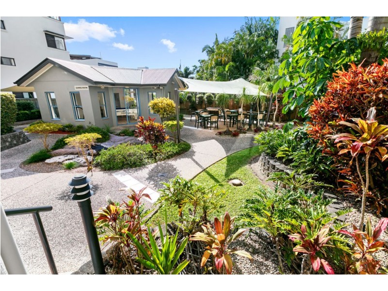 27/4 Buderim Avenue, Alexandra Headland QLD 4572