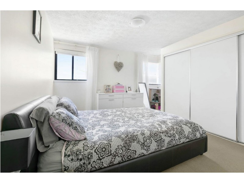 15/10 Grand Parade, Parrearra QLD 4575
