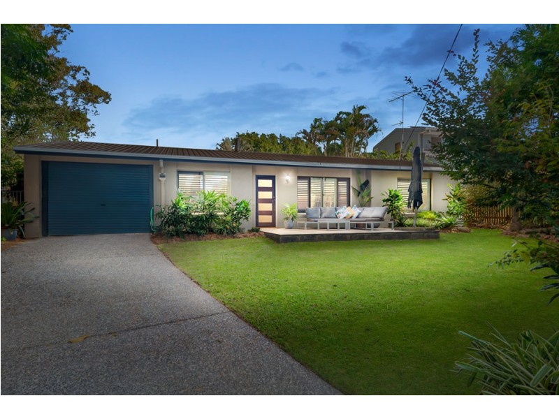 6 Roberts Street, Palmwoods QLD 4555