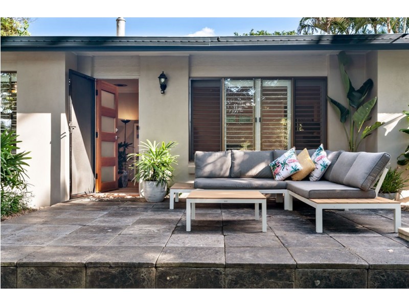 6 Roberts Street, Palmwoods QLD 4555