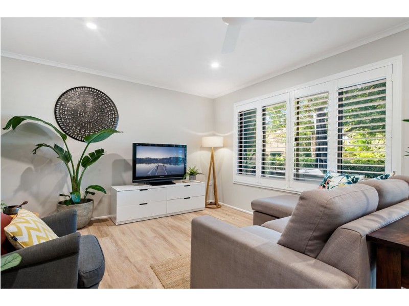6 Roberts Street, Palmwoods QLD 4555