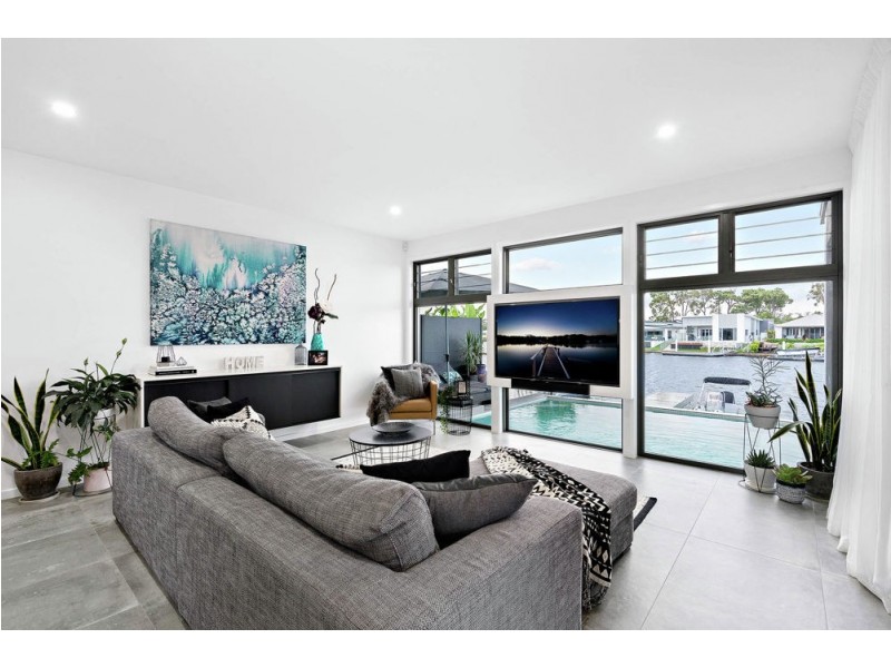 22 The Passage, Pelican Waters QLD 4551