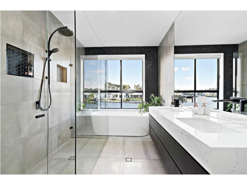 22 The Passage, Pelican Waters QLD 4551