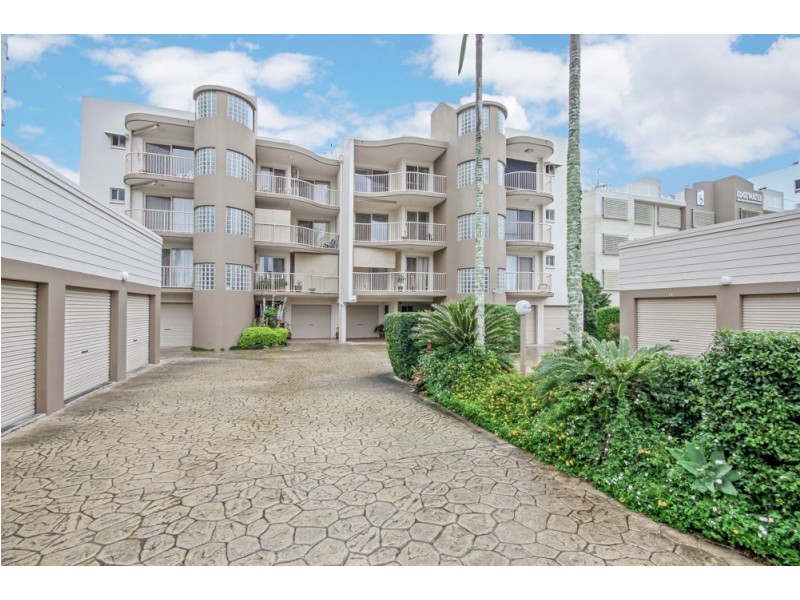 13/146 Duporth Avenue, Maroochydore QLD 4558