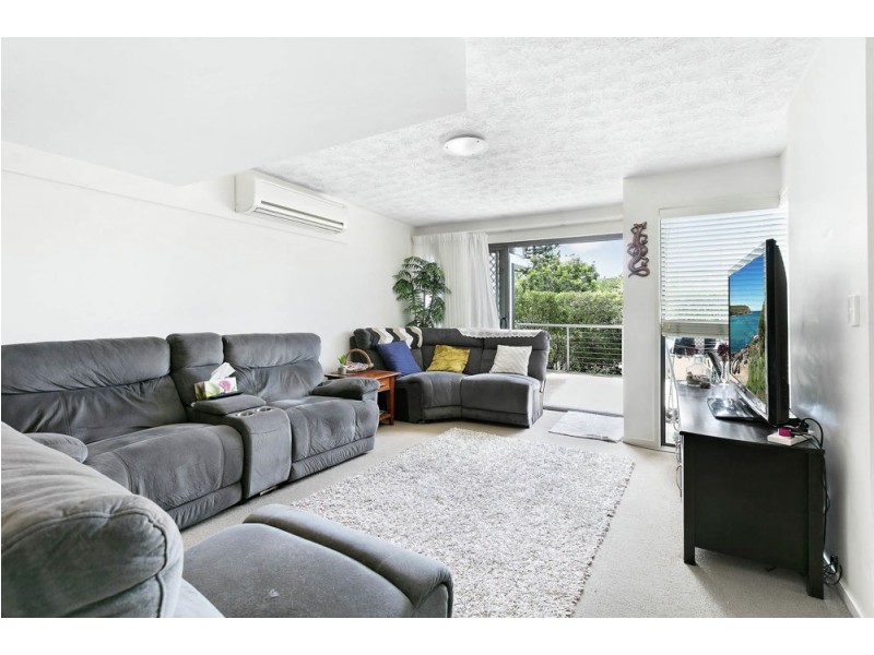 17/10 Grand Parade, Parrearra QLD 4575