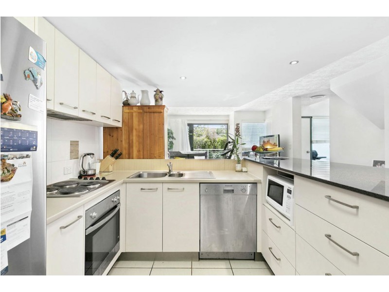 17/10 Grand Parade, Parrearra QLD 4575