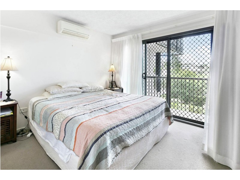 17/10 Grand Parade, Parrearra QLD 4575