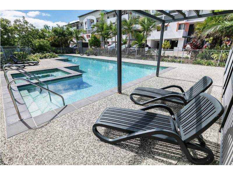 17/10 Grand Parade, Parrearra QLD 4575