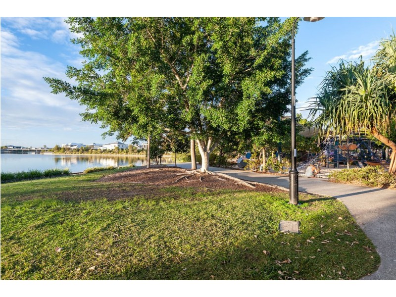 6 Sweetlip Circuit, Mountain Creek QLD 4557