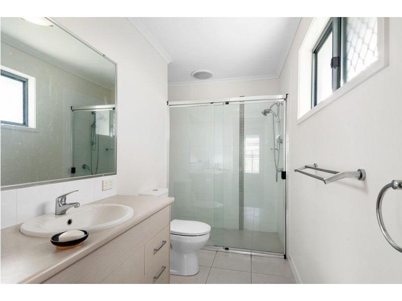 6 Sweetlip Circuit, Mountain Creek QLD 4557
