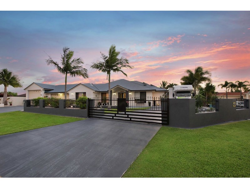 23 Tibrogargan Place, Pelican Waters QLD 4551