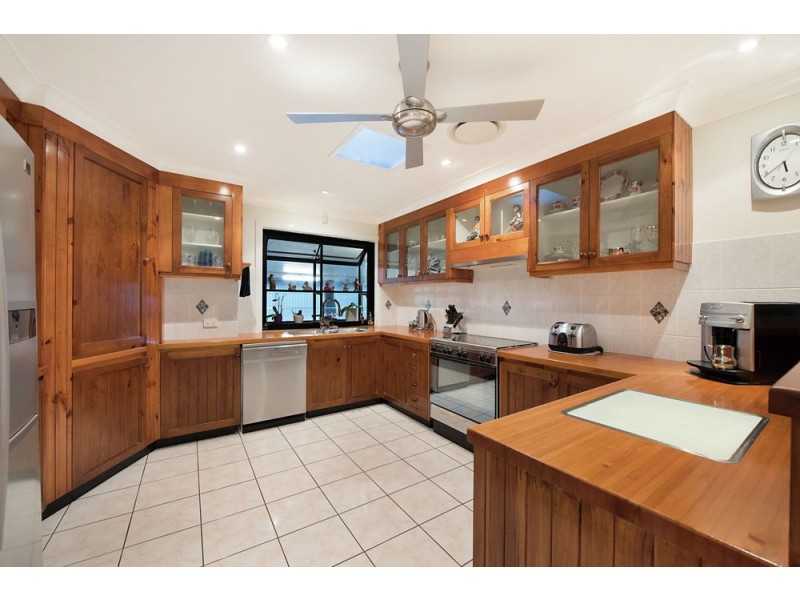 23 Tibrogargan Place, Pelican Waters QLD 4551