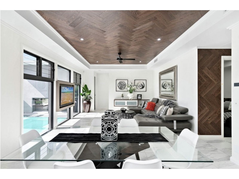 11 Sydney Avenue, Pelican Waters QLD 4551