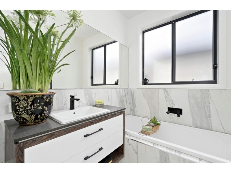 11 Sydney Avenue, Pelican Waters QLD 4551