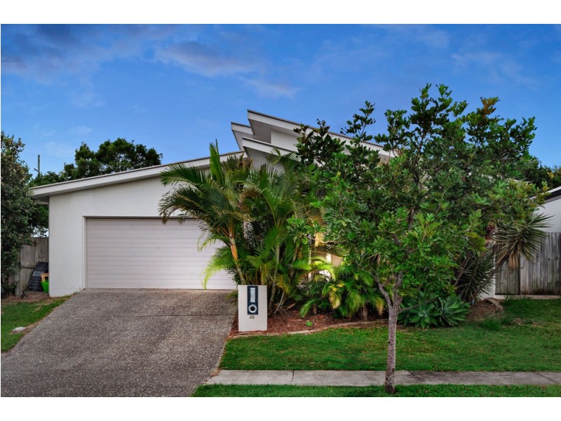 30 Kurrimine Crescent, Mountain Creek QLD 4557