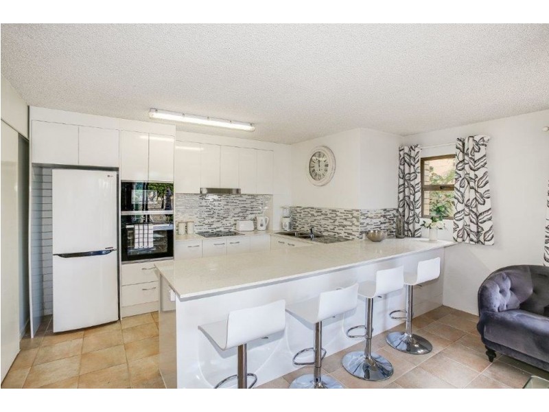 2/6-8 Alexandra Parade, Maroochydore QLD 4558