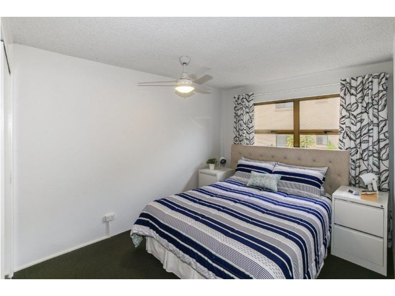2/6-8 Alexandra Parade, Maroochydore QLD 4558