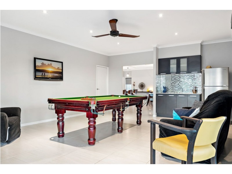 127-129 Ocean Vista Drive, Maroochy River QLD 4561
