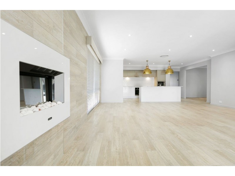 6 Agnes Place, Bli Bli QLD 4560