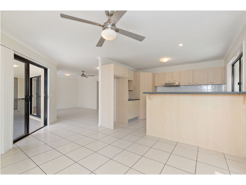 20 Maldives Place, Kawana Island QLD 4575