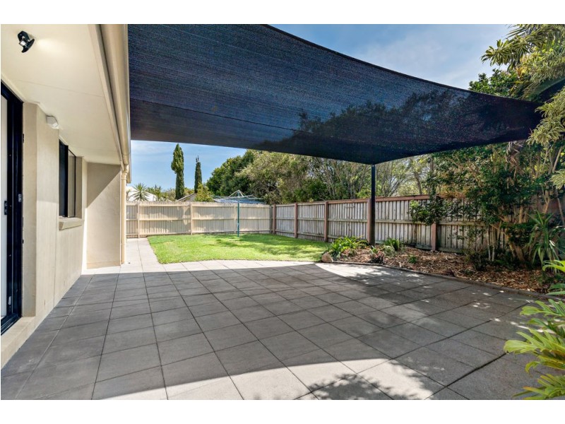 20 Maldives Place, Kawana Island QLD 4575