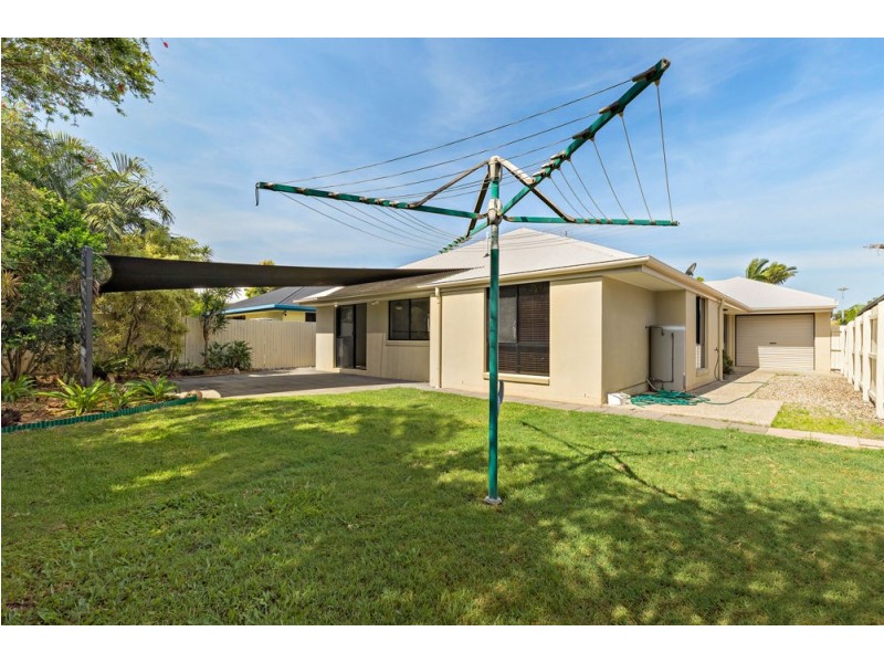 20 Maldives Place, Kawana Island QLD 4575